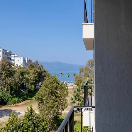 Imperial Visar Marina