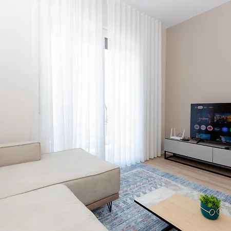 Imperial Visar Marina *